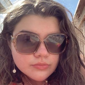 Meet your Posher, Miranda